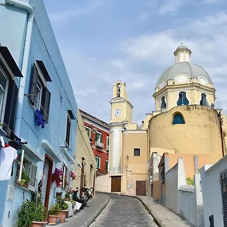 Sonnino Bed & Breakfast 4*