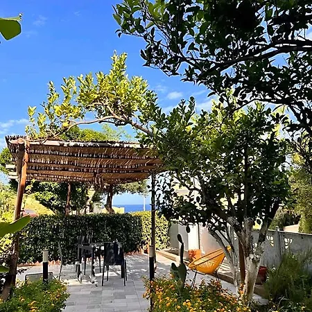 Oda ve Kahvaltı Sonnino Redang Island